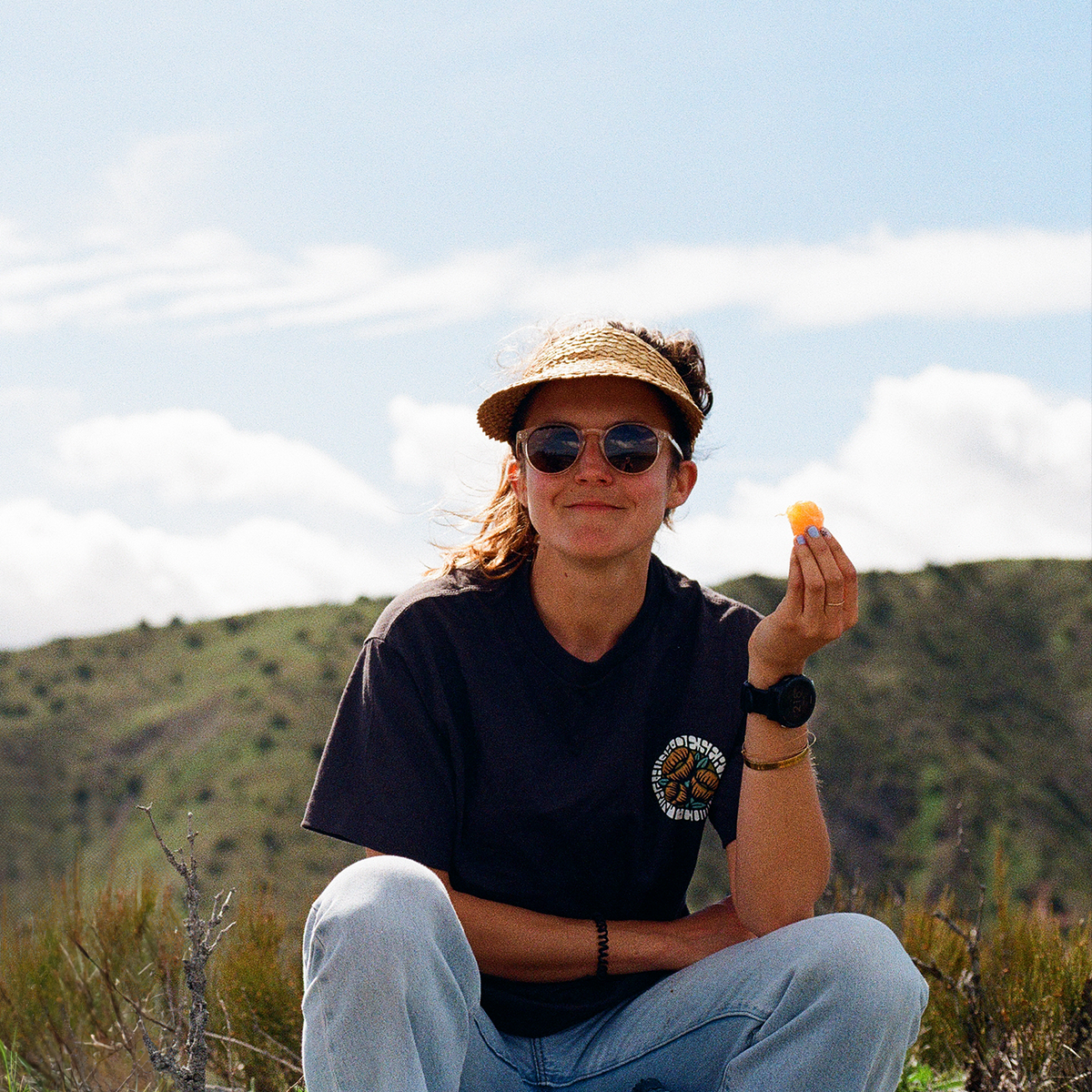 HDPC x D.J. Javier Coyote Tee – Tar